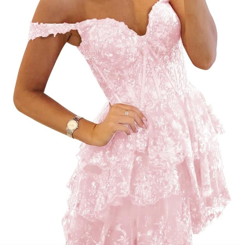 Pink dress - Picture 3 of 3